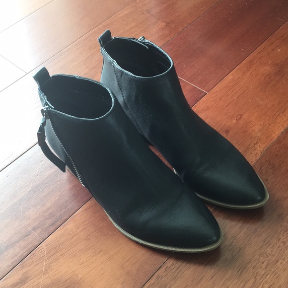 COPY - Circus by Sam Edelman Heidi booties - Picture 2 of 6